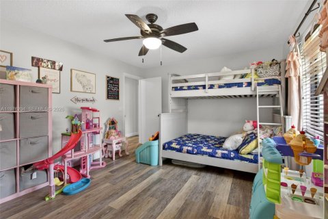 Casa en venta en Coral Springs, Florida, 4 dormitorios, 240.43 m2 № 2042323 - foto 26