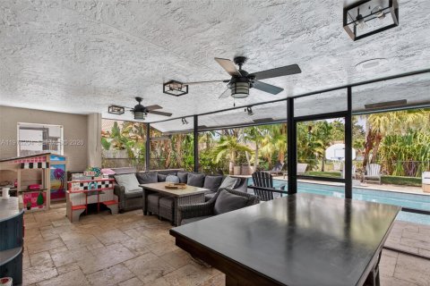 Casa en venta en Coral Springs, Florida, 4 dormitorios, 240.43 m2 № 2042323 - foto 22