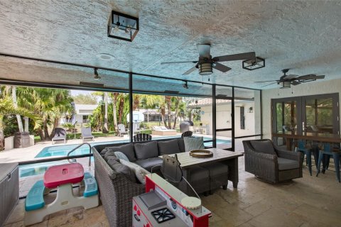 Casa en venta en Coral Springs, Florida, 4 dormitorios, 240.43 m2 № 2042323 - foto 23