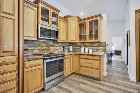 Casa en venta en Coral Springs, Florida, 4 dormitorios, 240.43 m2 № 2042323 - foto 17