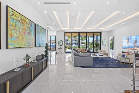 Casa en venta en Fort Lauderdale, Florida, 6 dormitorios, 538.83 m2 № 2173201 - foto 3