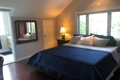 Villa ou maison à louer à Fort Lauderdale, Floride: 7 chambres, 422.71 m2 № 1857116 - photo 24