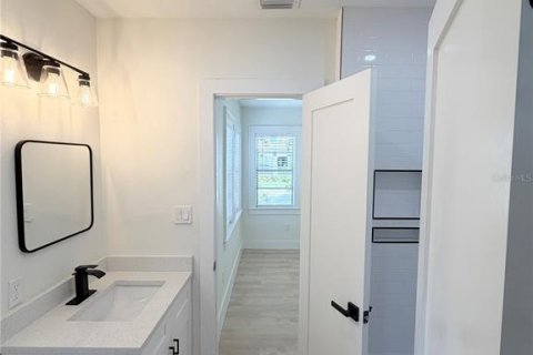 Villa ou maison à vendre à Tampa, Floride: 3 chambres, 106.84 m2 № 2310506 - photo 10