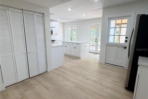 Villa ou maison à vendre à Tampa, Floride: 3 chambres, 106.84 m2 № 2310506 - photo 27