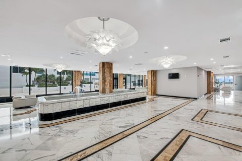 Condo in Hollywood, Florida, 2 bedrooms  № 2261293 - photo 6