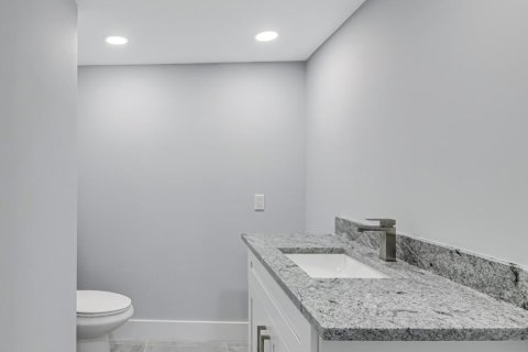 Condo in Hollywood, Florida, 2 bedrooms  № 2261293 - photo 26