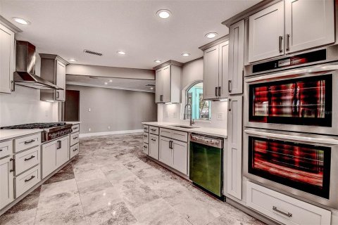 Villa ou maison à vendre à Saint Petersburg, Floride: 4 chambres, 228.91 m2 № 1918882 - photo 20