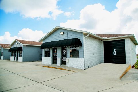 Immobilier commercial à vendre à Sanford, Floride № 1981750 - photo 6