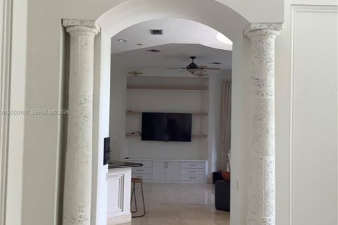 House in Plantation, Florida 4 bedrooms, 335.38 sq.m. № 2066571 - photo 24