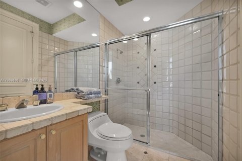 House in Plantation, Florida 4 bedrooms, 335.38 sq.m. № 2066571 - photo 26