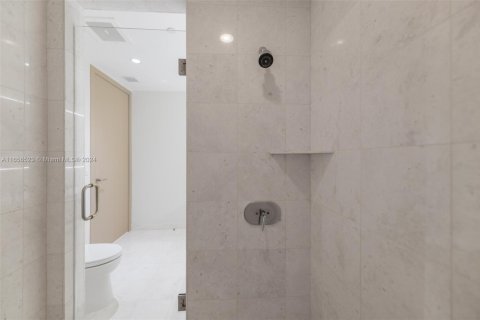 Condominio en venta en Sunny Isles Beach, Florida, 2 dormitorios, 207.64 m2 № 1753648 - foto 29