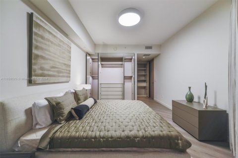 Condominio en venta en Sunny Isles Beach, Florida, 2 dormitorios, 207.64 m2 № 1753648 - foto 25
