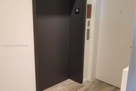 Снять в аренду кондоминиум в Майами, Флорида 1 спальня, 80.27м2, № 1971864 - фото 9
