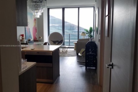Снять в аренду кондоминиум в Майами, Флорида 1 спальня, 80.27м2, № 1971864 - фото 12
