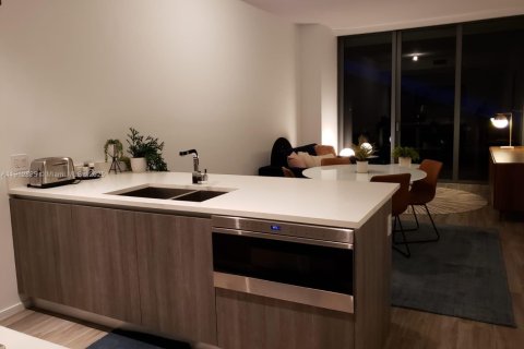 Снять в аренду кондоминиум в Майами, Флорида 1 спальня, 80.27м2, № 1971864 - фото 24