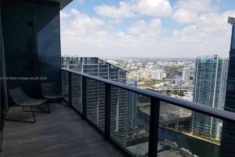Снять в аренду кондоминиум в Майами, Флорида 1 спальня, 80.27м2, № 1971864 - фото 6