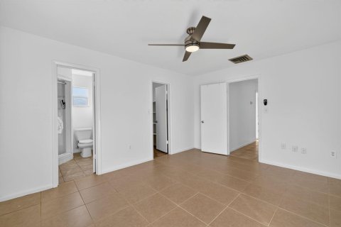 Casa en venta en St. Lucie, Florida, 3 dormitorios, 116.13 m2 № 2077795 - foto 17