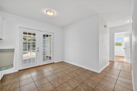 Casa en venta en St. Lucie, Florida, 3 dormitorios, 116.13 m2 № 2077795 - foto 7