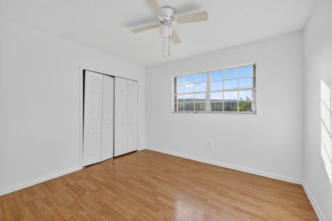 Casa en venta en St. Lucie, Florida, 3 dormitorios, 116.13 m2 № 2077795 - foto 12