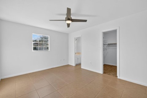 Casa en venta en St. Lucie, Florida, 3 dormitorios, 116.13 m2 № 2077795 - foto 20