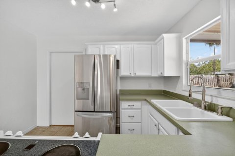 Casa en venta en St. Lucie, Florida, 3 dormitorios, 116.13 m2 № 2077795 - foto 9