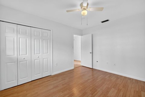 Casa en venta en St. Lucie, Florida, 3 dormitorios, 116.13 m2 № 2077795 - foto 11