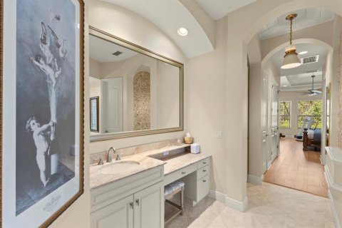 Casa en venta en Sarasota, Florida, 4 dormitorios, 310.2 m2 № 1686503 - foto 19