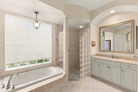 Casa en venta en Sarasota, Florida, 4 dormitorios, 310.2 m2 № 1686503 - foto 18