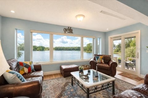 House in Silver Springs Shores, Florida 3 bedrooms, 231.42 sq.m. № 2227271 - photo 16