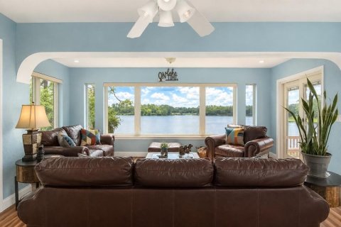 House in Silver Springs Shores, Florida 3 bedrooms, 231.42 sq.m. № 2227271 - photo 15