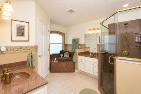 House in Silver Springs Shores, Florida 3 bedrooms, 231.42 sq.m. № 2227271 - photo 25