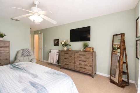 House in Silver Springs Shores, Florida 3 bedrooms, 231.42 sq.m. № 2227271 - photo 24