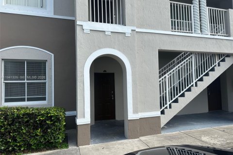 Copropriété à vendre à Homestead, Floride: 3 chambres, 108.32 m2 № 1998567 - photo 2