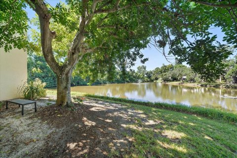 Condo in Bradenton, Florida, 2 bedrooms № 2204846 - photo 27