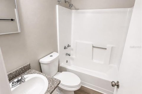 Touwnhouse à louer à Leesburg, Floride: 2 chambres, 87.14 m2 № 2167735 - photo 14