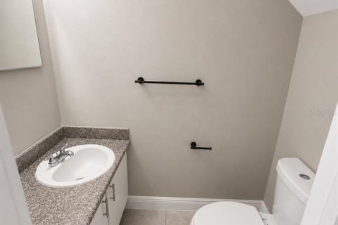 Touwnhouse à louer à Leesburg, Floride: 2 chambres, 87.14 m2 № 2167735 - photo 8
