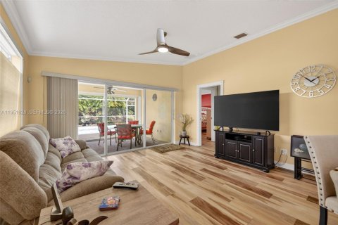 Купить виллу или дом в Порт-Сент-Луси, Флорида 2 спальни, 141.77м2, № 2007406 - фото 19