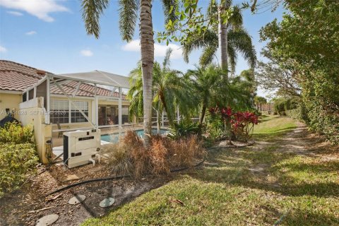 Купить виллу или дом в Порт-Сент-Луси, Флорида 2 спальни, 141.77м2, № 2007406 - фото 10