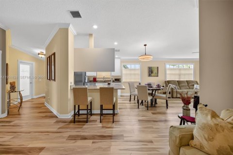 Купить виллу или дом в Порт-Сент-Луси, Флорида 2 спальни, 141.77м2, № 2007406 - фото 29