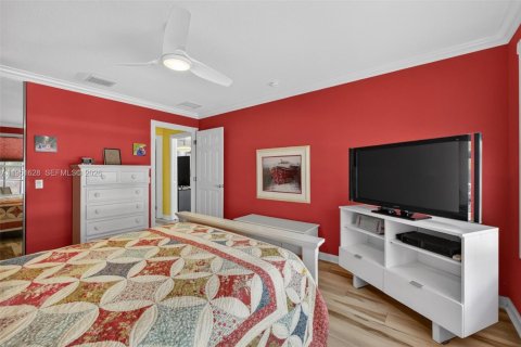 Купить виллу или дом в Порт-Сент-Луси, Флорида 2 спальни, 141.77м2, № 2007406 - фото 16