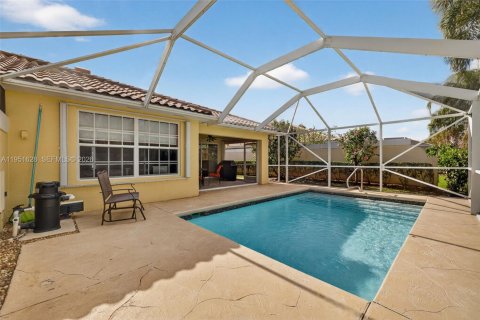 Купить виллу или дом в Порт-Сент-Луси, Флорида 2 спальни, 141.77м2, № 2007406 - фото 11