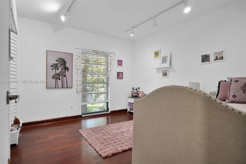 Casa en venta en Fort Lauderdale, Florida, 5 dormitorios, 380.06 m2 № 2029332 - foto 25