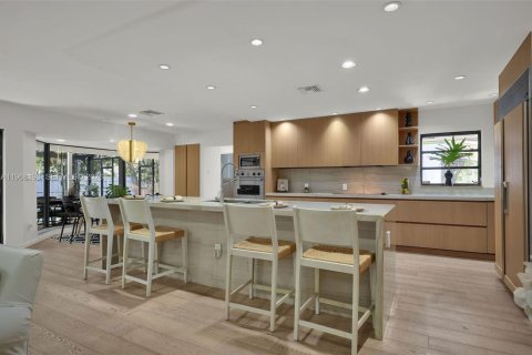 Casa en venta en Fort Lauderdale, Florida, 5 dormitorios, 380.06 m2 № 2029332 - foto 8