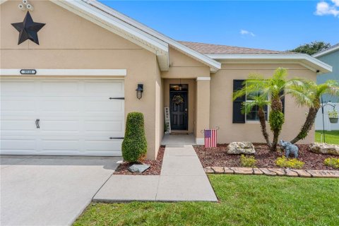 House in Plant City, Florida 3 bedrooms, 151.06 sq.m. № 2200738 - photo 3