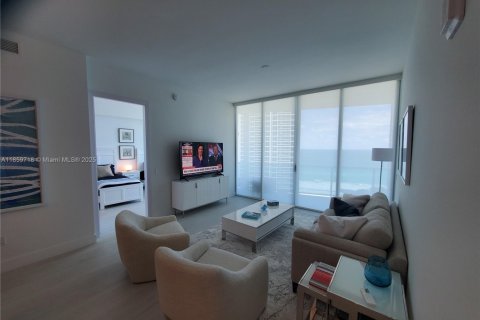 Condominio en venta en Sunny Isles Beach, Florida, 2 dormitorios № 2036825 - foto 5