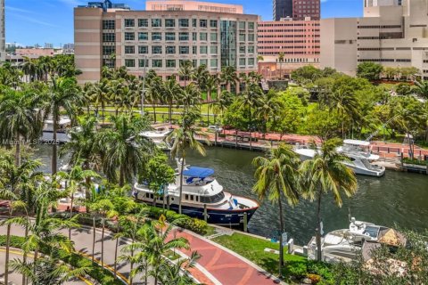 Condominio en venta en Fort Lauderdale, Florida, 2 dormitorios, 107.86 m2 № 1818675 - foto 20
