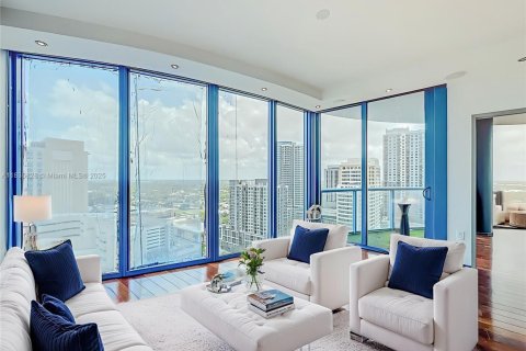 Condominio en venta en Fort Lauderdale, Florida, 2 dormitorios, 107.86 m2 № 1818675 - foto 1
