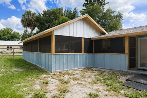House in Vero Beach, Florida 2 bedrooms, 95.32 sq.m. № 2399685 - photo 16
