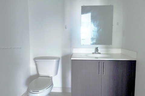 Copropriété à vendre à Miami, Floride: 3 chambres, 137.59 m2 № 1872455 - photo 5