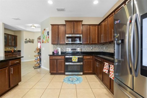 Casa en venta en Apopka, Florida, 4 dormitorios, 255.85 m2 № 1793082 - foto 15
